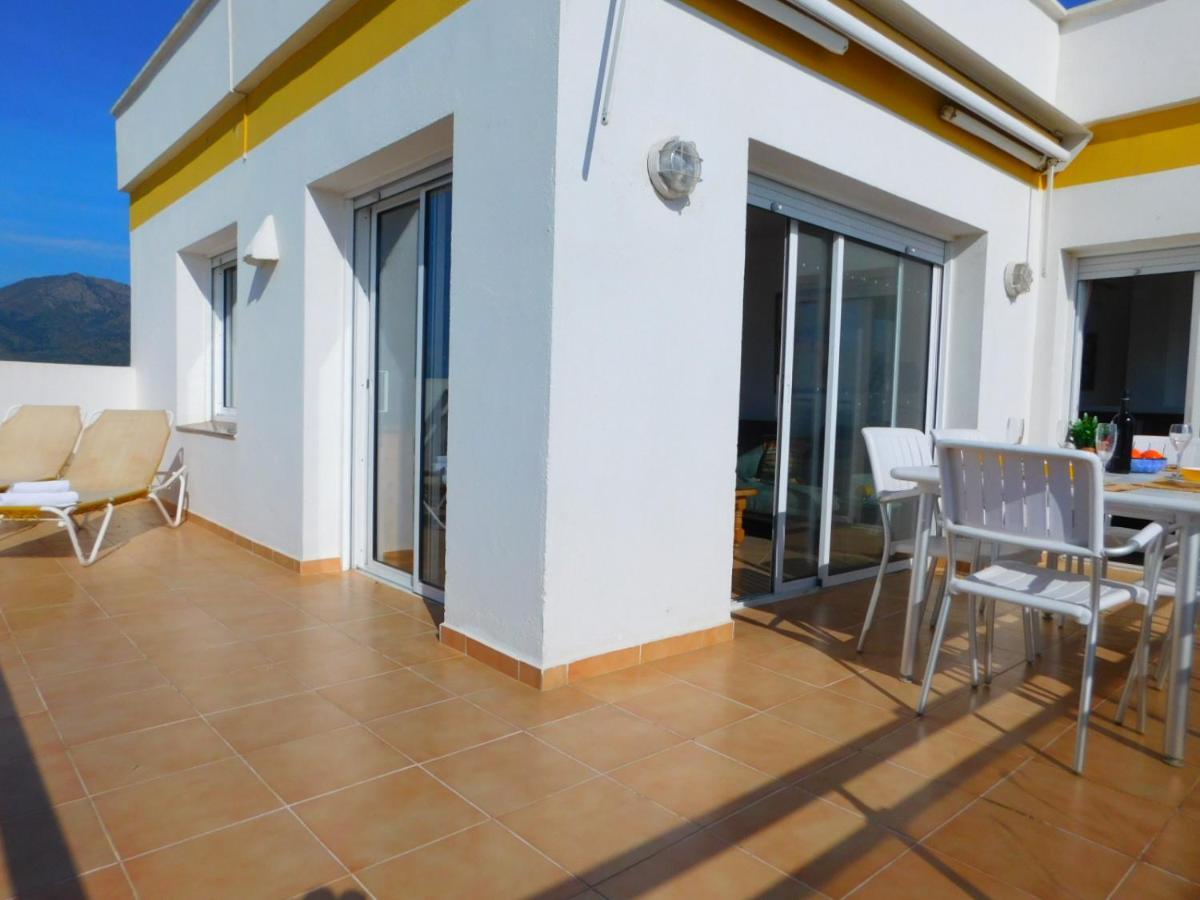 Gmid Immo Apartamento Oasis Atico Ρόζες Εξωτερικό φωτογραφία